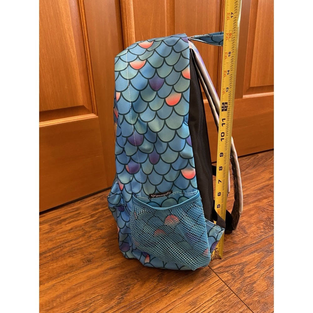 Loungefly Holographic Disney Little Mermaid Ariel Iridescent Shell Backpack - Picture 9 of 11